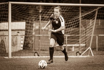 Bild 1770 - Frauen Grossenasper SV - SV Steinhorst/Labenz : Ergebnis: 1:3